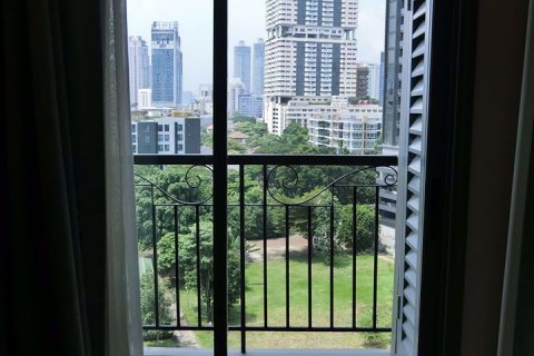 Condominio de 1 dormitorio en Khlong Toei, Bangkok, Tailandia № 76674 - foto 3