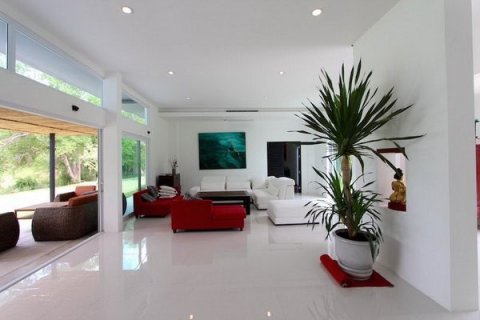 Casa de 4 dormitorios en Hua Hin, Tailandia № 125260 - foto 6