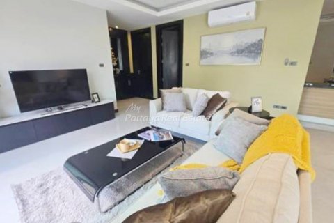 Casa de 4 dormitorios en Bang Lamung, Tailandia № 123507 - foto 5