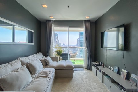 Condo in Pattaya, Thailand, 2 bedrooms  № 123505