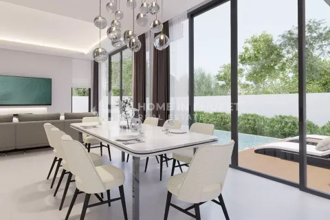Casa de 4 dormitorios en Chalong, Tailandia № 131313 - foto 5