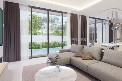 Casa de 4 dormitorios en Chalong, Tailandia № 131311 - foto 2