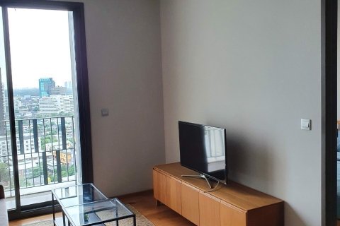 Condominio de 1 dormitorio en Khlong Toei, Bangkok, Tailandia № 80598 - foto 3