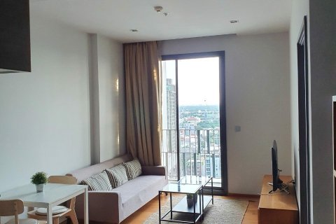 Condo in Khlong Toei, Bangkok, Thailand, 1 bedroom  № 80598