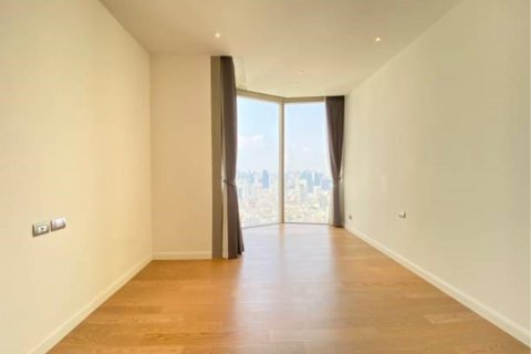 Condominio de 3 dormitorios en Khlong San, Bangkok, Tailandia № 123668 - foto 11