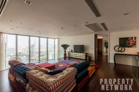 Condominio de 4 dormitorios en Khlong San, Bangkok, Tailandia № 123665 - foto 8