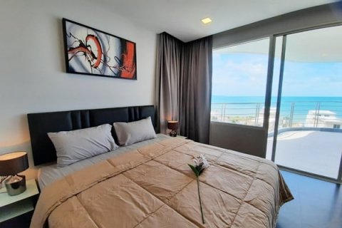 Condo in Pattaya, Thailand, 3 bedrooms № 8875 - photo 12