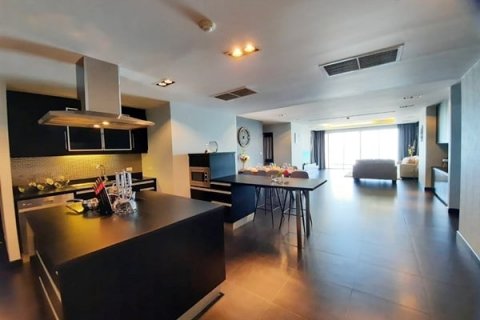 Condo in Pattaya, Thailand, 3 bedrooms № 8875 - photo 5