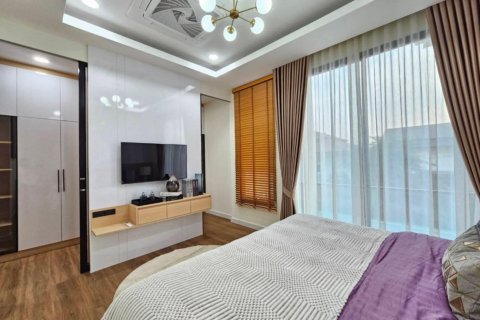 Casa de 4 dormitorios en Bang Lamung, Tailandia № 130494 - foto 18