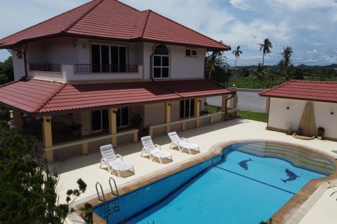 House in Bang Sare, Thailand 4 bedrooms № 130493