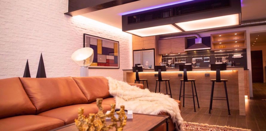 Duplex in Watthana, Bangkok, Thailand 5 bedrooms № 77178