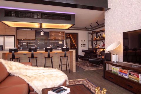 Duplex in Watthana, Bangkok, Thailand 5 bedrooms № 77178 - photo 5