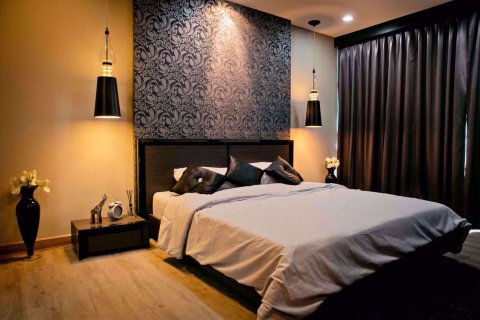 Condominio de 2 dormitorios en Watthana, Bangkok, Tailandia № 77177 - foto 5