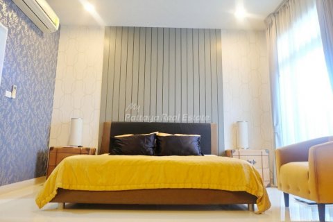Casa de 3 dormitorios en Pattaya, Tailandia № 123486 - foto 17