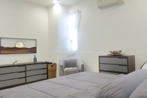 Casa de 3 dormitorios en Pattaya, Tailandia № 123486 - foto 14