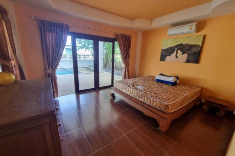 Chalet de 3 dormitorios en Phuket, Tailandia № 142372 - foto 6