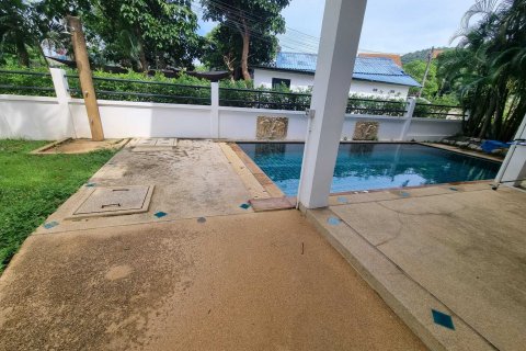 Chalet de 3 dormitorios en Phuket, Tailandia № 142372 - foto 16