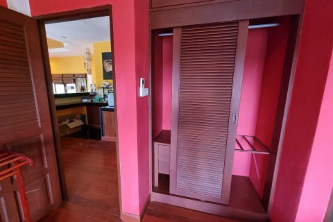 Chalet de 3 dormitorios en Phuket, Tailandia № 142372 - foto 12