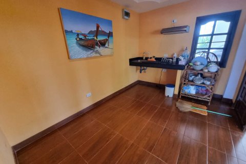 Chalet de 3 dormitorios en Phuket, Tailandia № 142372 - foto 13