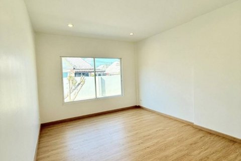 Casa de 3 dormitorios en Phuket, Tailandia № 126703 - foto 5