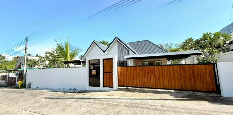 Casa de 3 dormitorios en Phuket, Tailandia № 126703