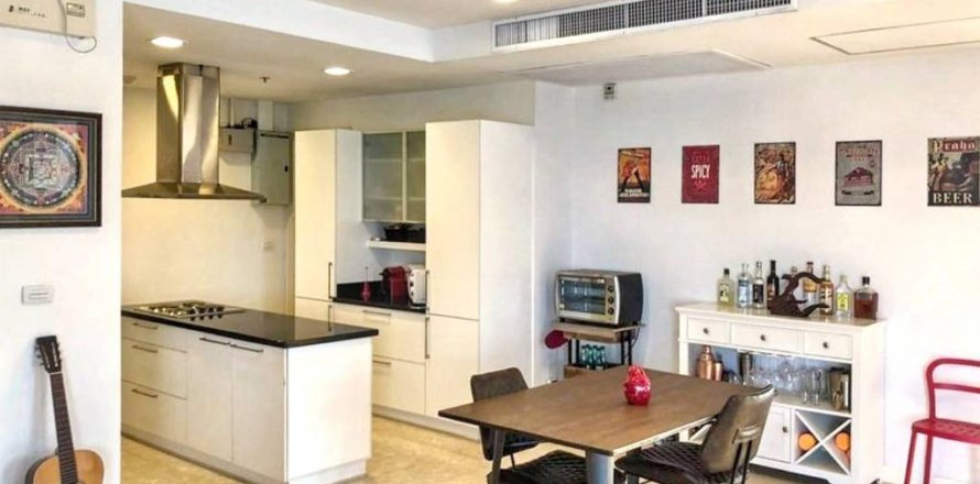 Condominio de 3 dormitorios en Khlong Toei, Bangkok, Tailandia № 126708