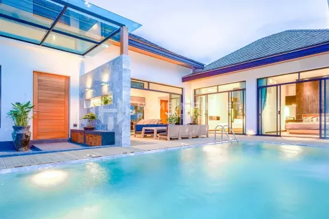 Casa de 3 dormitorios en Kamala, Tailandia № 131090