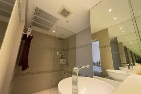Condominio de 1 dormitorio en Bang Tao, Tailandia № 120895 - foto 8