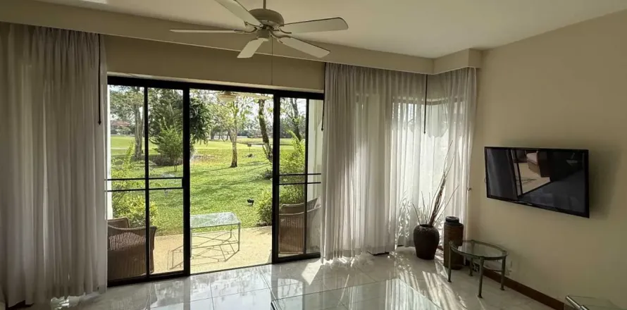 Condominio de 1 dormitorio en Bang Tao, Tailandia № 120895