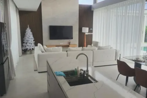 Casa de 3 dormitorios en Bang Tao, Tailandia № 120892 - foto 4