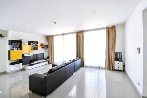 คอนโดมิเนียมในคลองสาน, กรุงเทพฯ, ประเทศไทย, 3 ห้องนอน № 132856