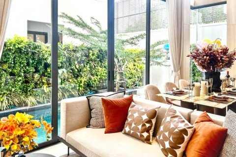 Casa de 3 dormitorios en Bangkok, Tailandia № 132858 - foto 3