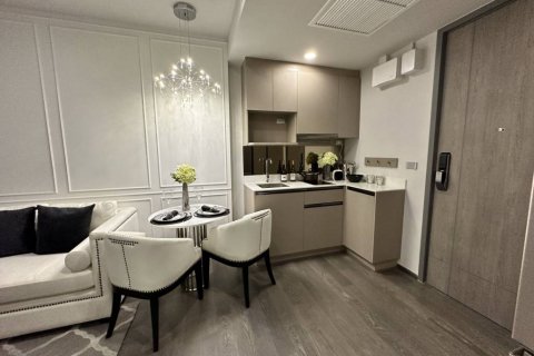 Condominio de 1 dormitorio en Khlong Toei, Bangkok, Tailandia № 132860 - foto 4