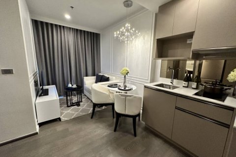 Condominio de 1 dormitorio en Khlong Toei, Bangkok, Tailandia № 132860