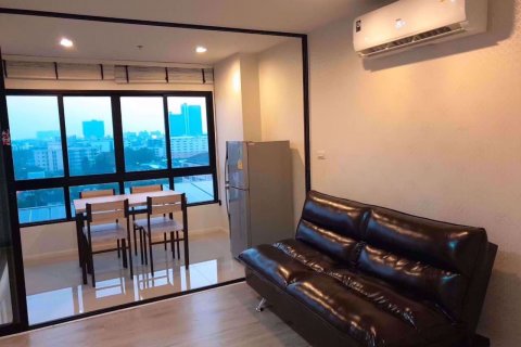 Duplex in Samut Prakan, Thailand 2 Schlafzimmer № 76376