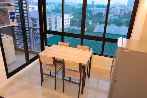 Dúplex de 2 dormitorios en Samut Prakan, Tailandia № 76376 - foto 4
