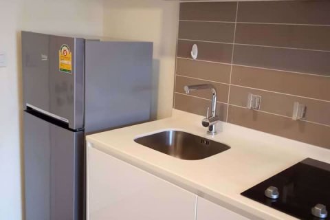 Condominio de 1 dormitorio en Din Daeng, Bangkok, Tailandia № 76374 - foto 4