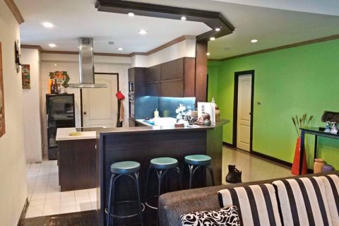 Condominio de 3 dormitorios en Yan Nawa, Bangkok, Tailandia № 76378 - foto 16