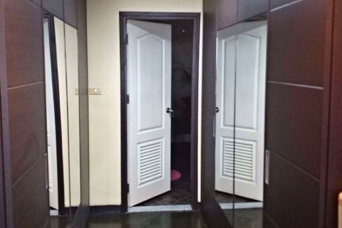 Condominio de 3 dormitorios en Yan Nawa, Bangkok, Tailandia № 76378 - foto 21
