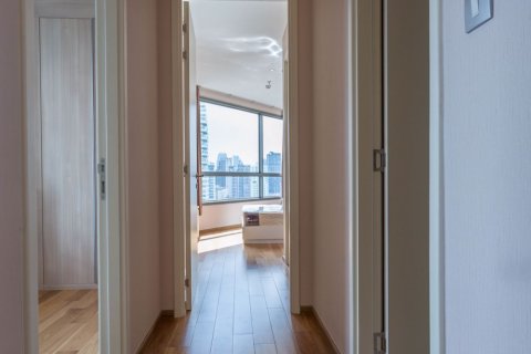 Condominio de 2 dormitorios en Watthana, Bangkok, Tailandia № 76380 - foto 15