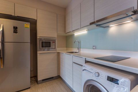 Condominio de 2 dormitorios en Watthana, Bangkok, Tailandia № 76380 - foto 5