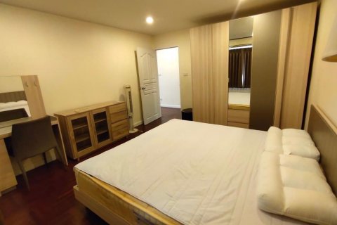 Condominio de 2 dormitorios en Bang Rak, Bangkok, Tailandia № 85279 - foto 8