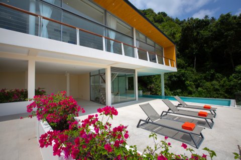 Casa de 4 dormitorios en Ko Samui, Tailandia № 84959 - foto 2