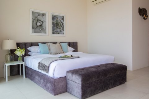 Casa de 4 dormitorios en Ko Samui, Tailandia № 84959 - foto 15