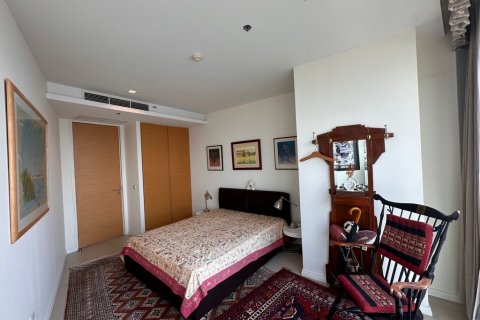Condominio de 3 dormitorios en Bangkok, Tailandia № 81089 - foto 13