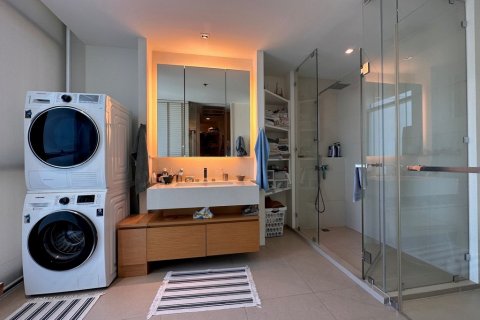 Condominio de 3 dormitorios en Bangkok, Tailandia № 81089 - foto 15