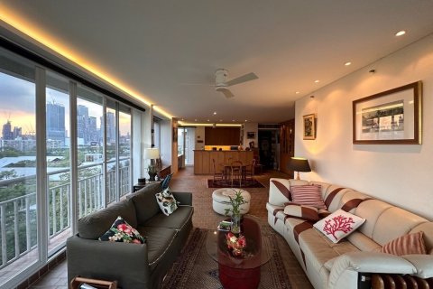 Condominio de 2 dormitorios en Bangkok, Tailandia № 81090 - foto 7