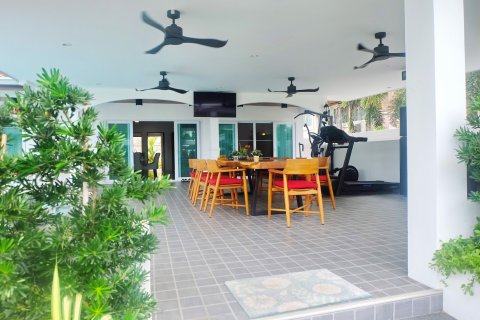 Estudio en Pattaya, Tailandia № 104812 - foto 11
