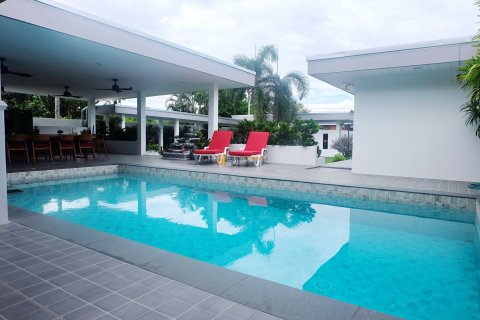 Estudio en Pattaya, Tailandia № 104812 - foto 15