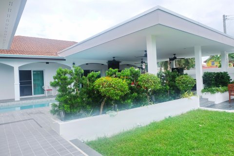 Estudio en Pattaya, Tailandia № 104812 - foto 18
